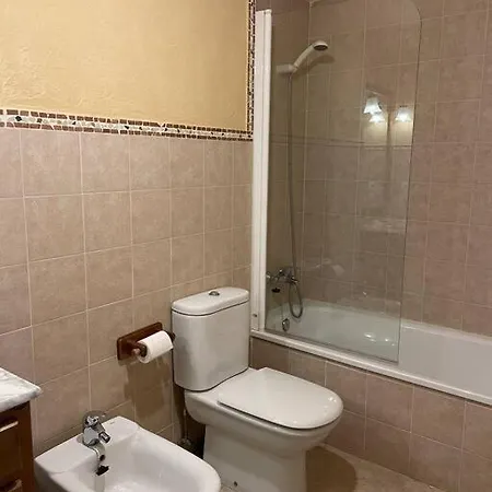 Duplex En Benasque דירה