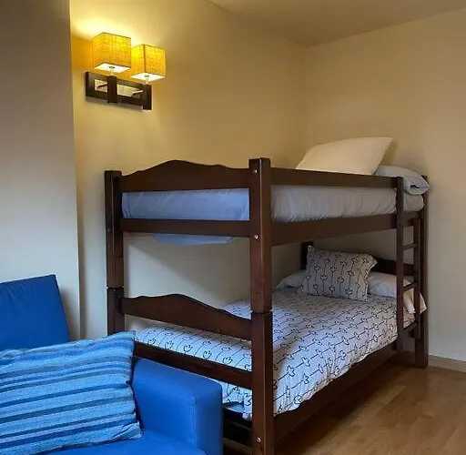 Duplex En Benasque アパート Anciles