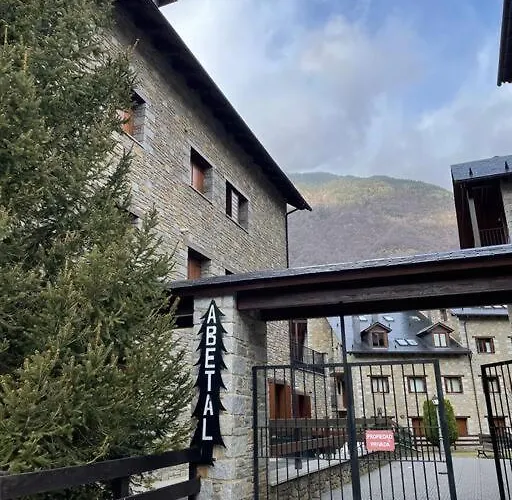 Duplex En Benasque アパート *